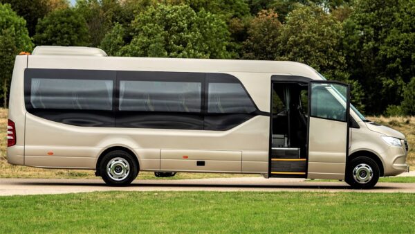 Mercedes Sprinter Bus